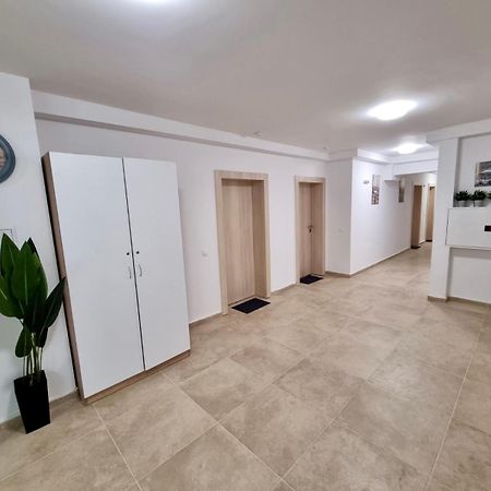 Best Family Apartments & Private Parking 索菲亞 外观 照片